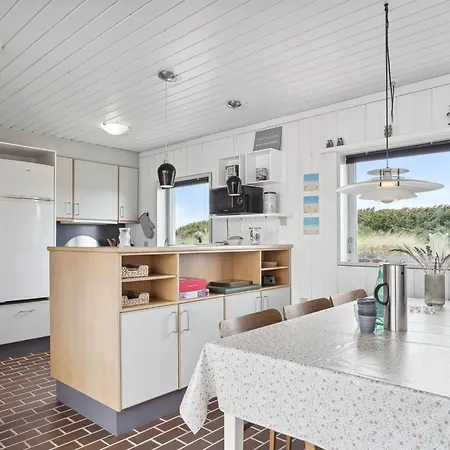 Werna - 900m From The Sea By Interhome *